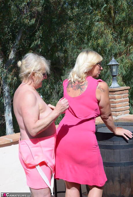 TAC Amateurs invite you to explore a free photos with Melody in girl on girl porn