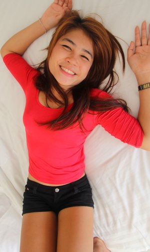 Asian Sex Diary invite you to explore a free pictures with Tan in hardcore fuck action